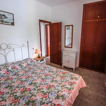 Susana - Lovely Detached In