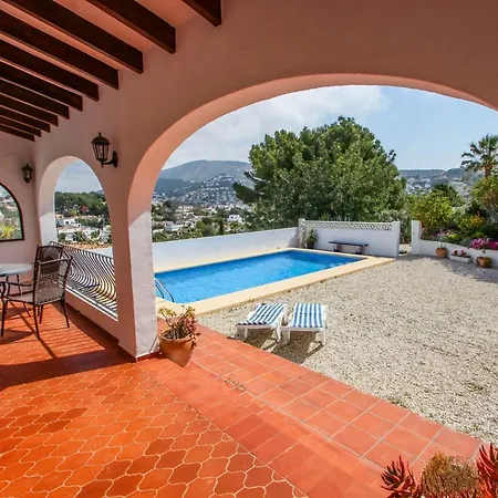 Susana - Lovely Detached In Villa *