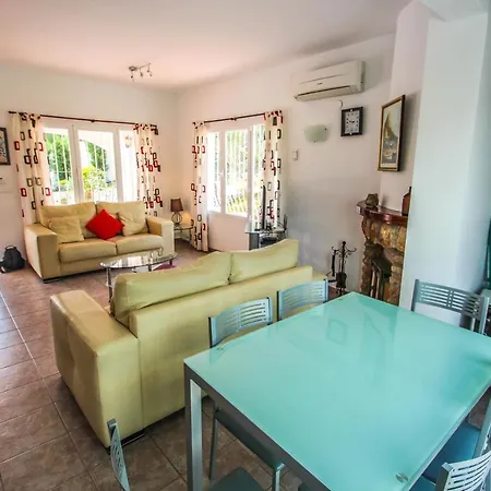 Villa Susana - Lovely Detached In Moraira